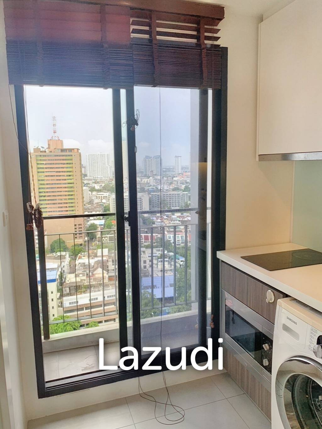 Studio 30 SQ.M Urbano Absolute Sathon-Taksin