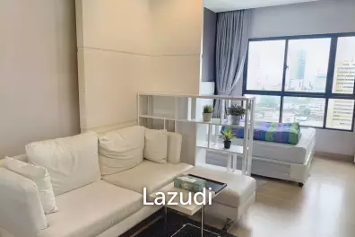 Studio 30 SQ.M Urbano Absolute Sathon-Taksin