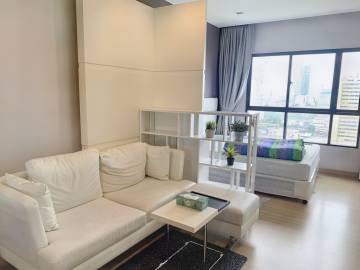 Studio 30 SQ.M Urbano Absolute Sathon-Taksin