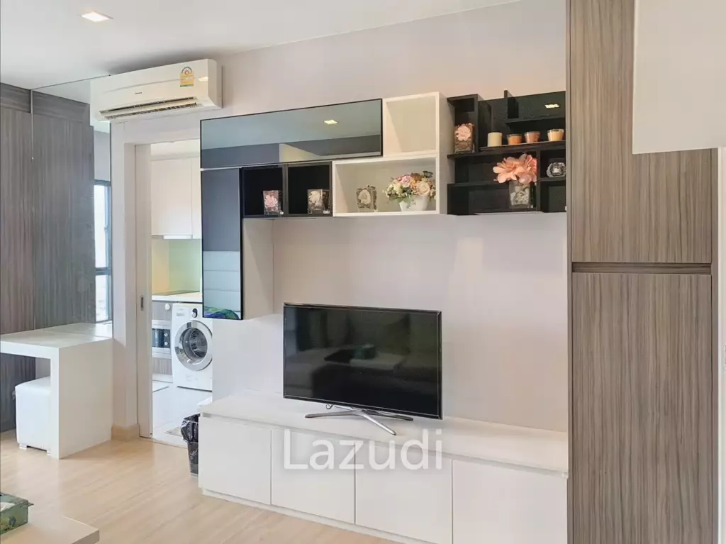 Studio 30 SQ.M Urbano Absolute Sathon-Taksin