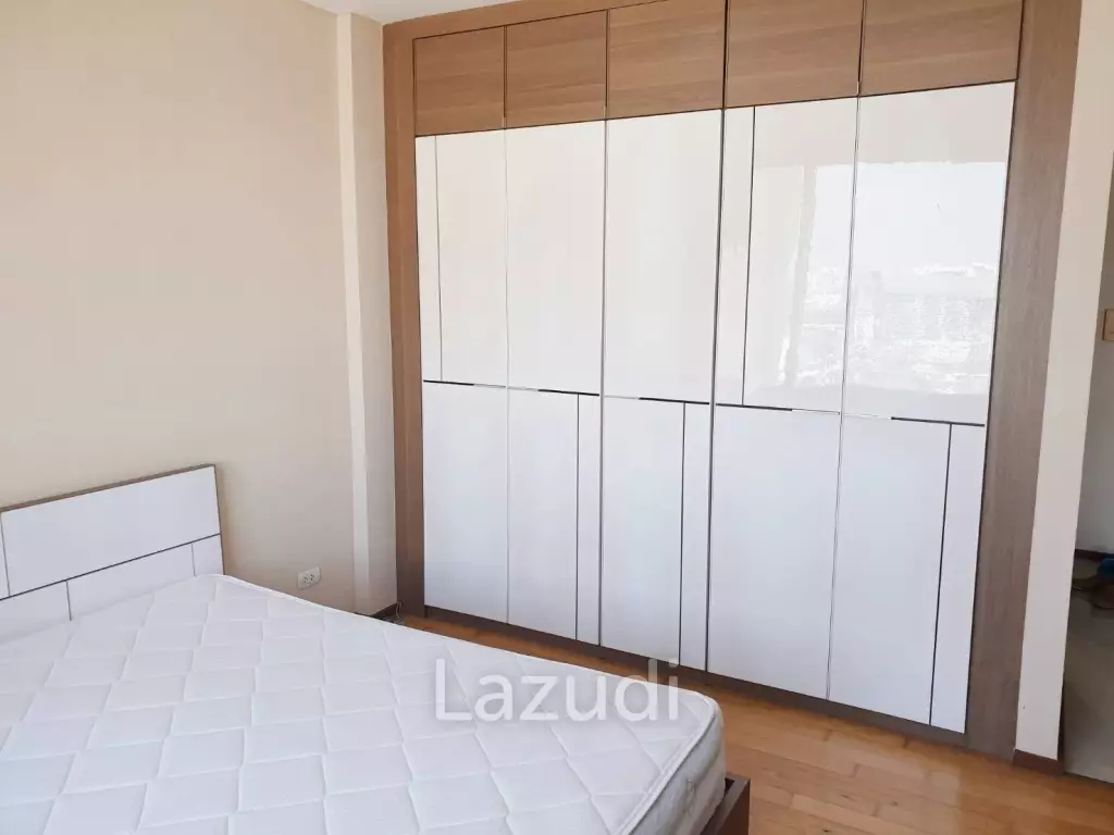 1 Bedroom 1 Bathroom 38 SQ.M Villa Sathorn