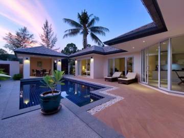 Comfortable Pool Villa Near Lipa Noi Beach
