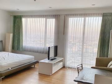1 Bed 1 Bath 39.5 SQ.M Villa Sathorn Condo