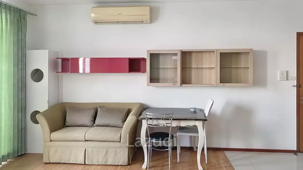 1 Bed 1 Bath 39.5 SQ.M  Villa Sathorn Condo