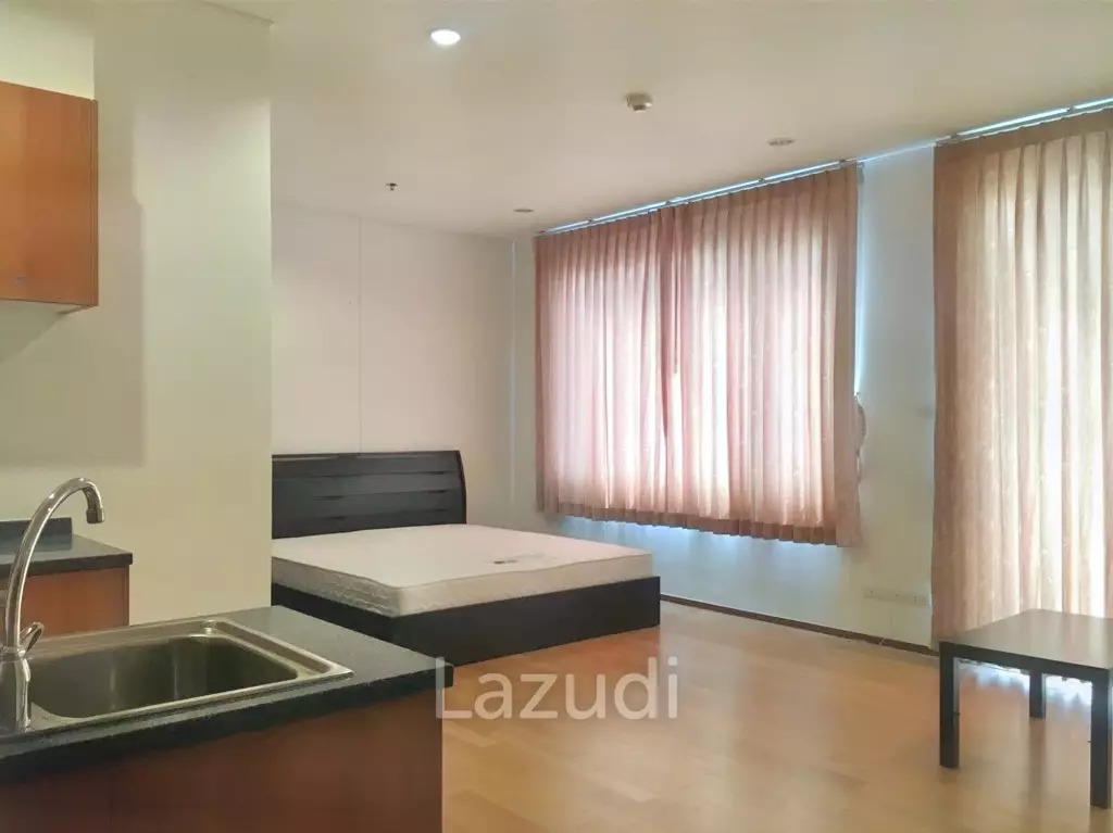 Studio 1 Bathroom 39.65 SQ.M Villa Sathorn