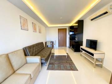 1 Bedroom 1 Bathroom 37.5 Sqm. Club Royal.