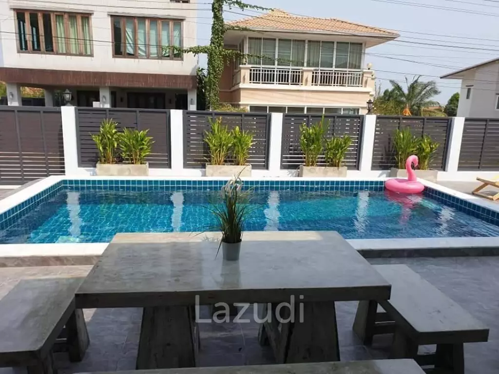 3 Bed 2 Bath Villa For Rent