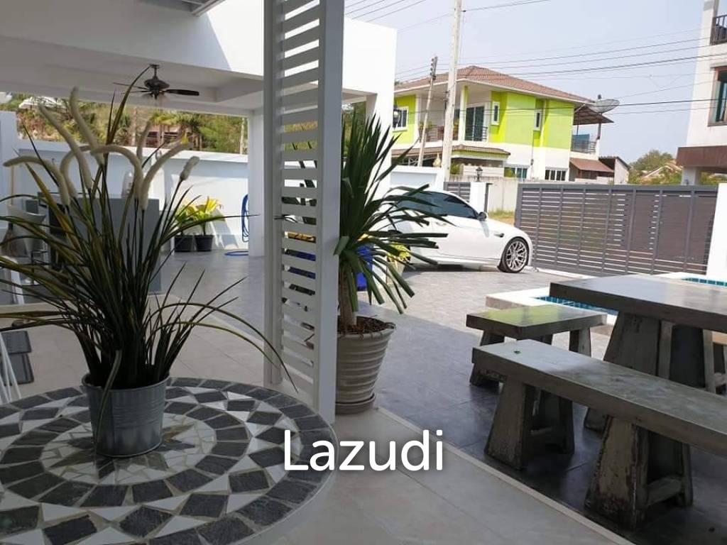 3 Bed 2 Bath Villa For Rent