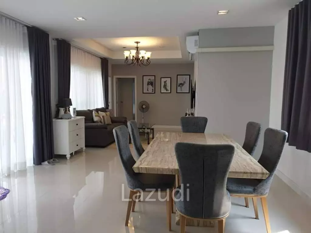 3 Bed 2 Bath Villa For Rent