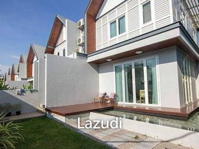 H Two Villa