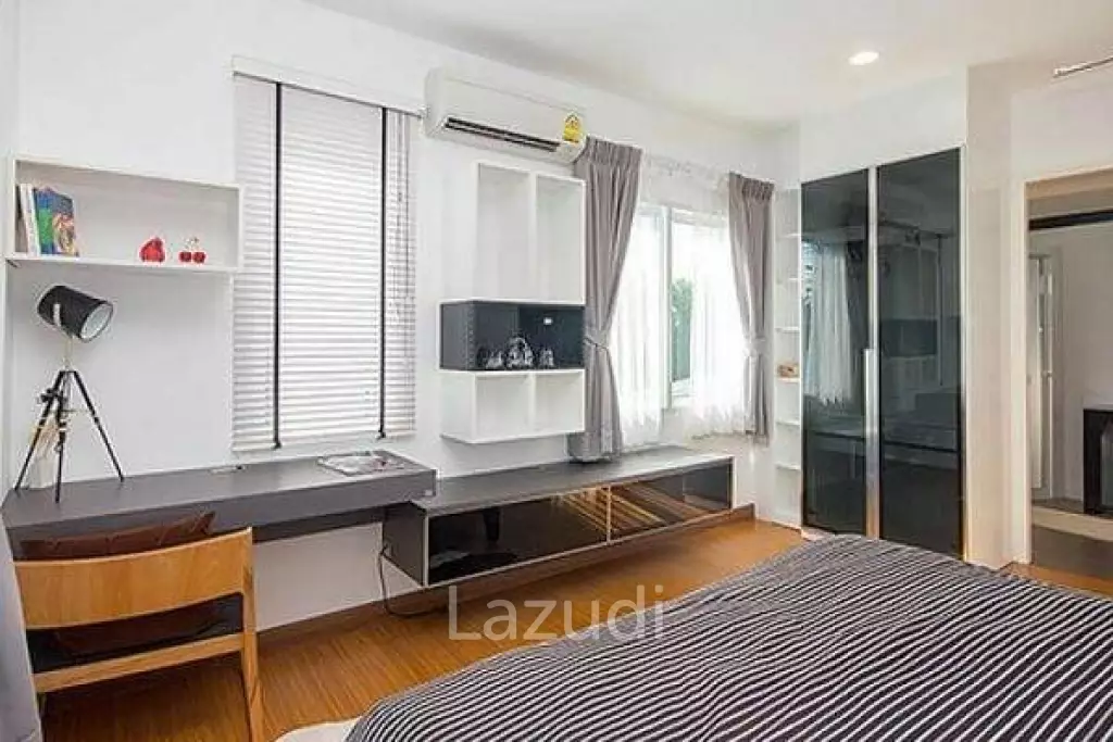H Two Villa