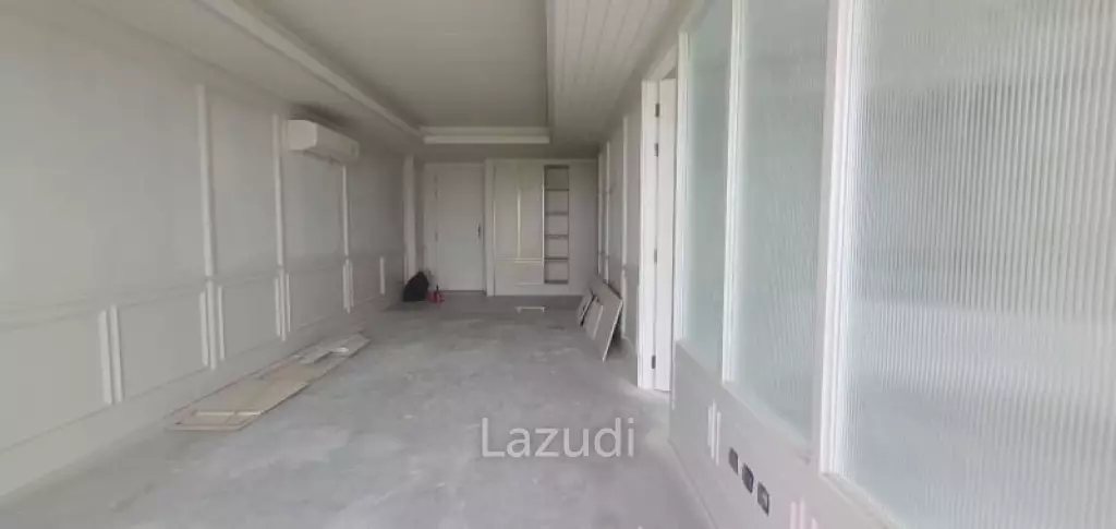 1 Bedroom 1 Bathroom 36 Sqm. Grand Florida.
