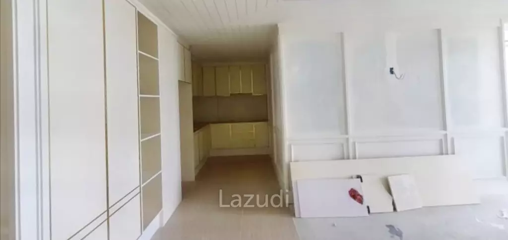 1 Bedroom 1 Bathroom 36 Sqm. Grand Florida.