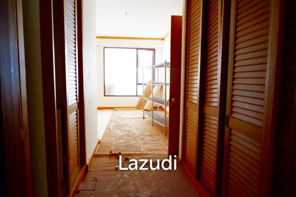 1 Bed 1 Bath 93.28 SQ.M Baan Chao Praya