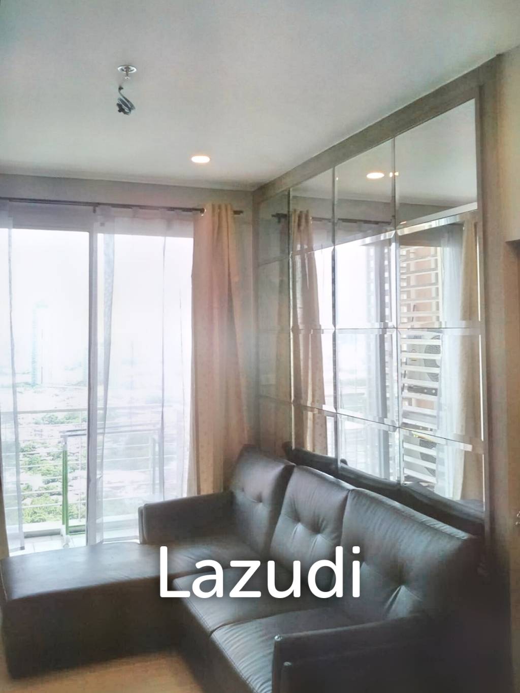 1 Bed 1 Bath 40 SQ.M at Villa Sathorn
