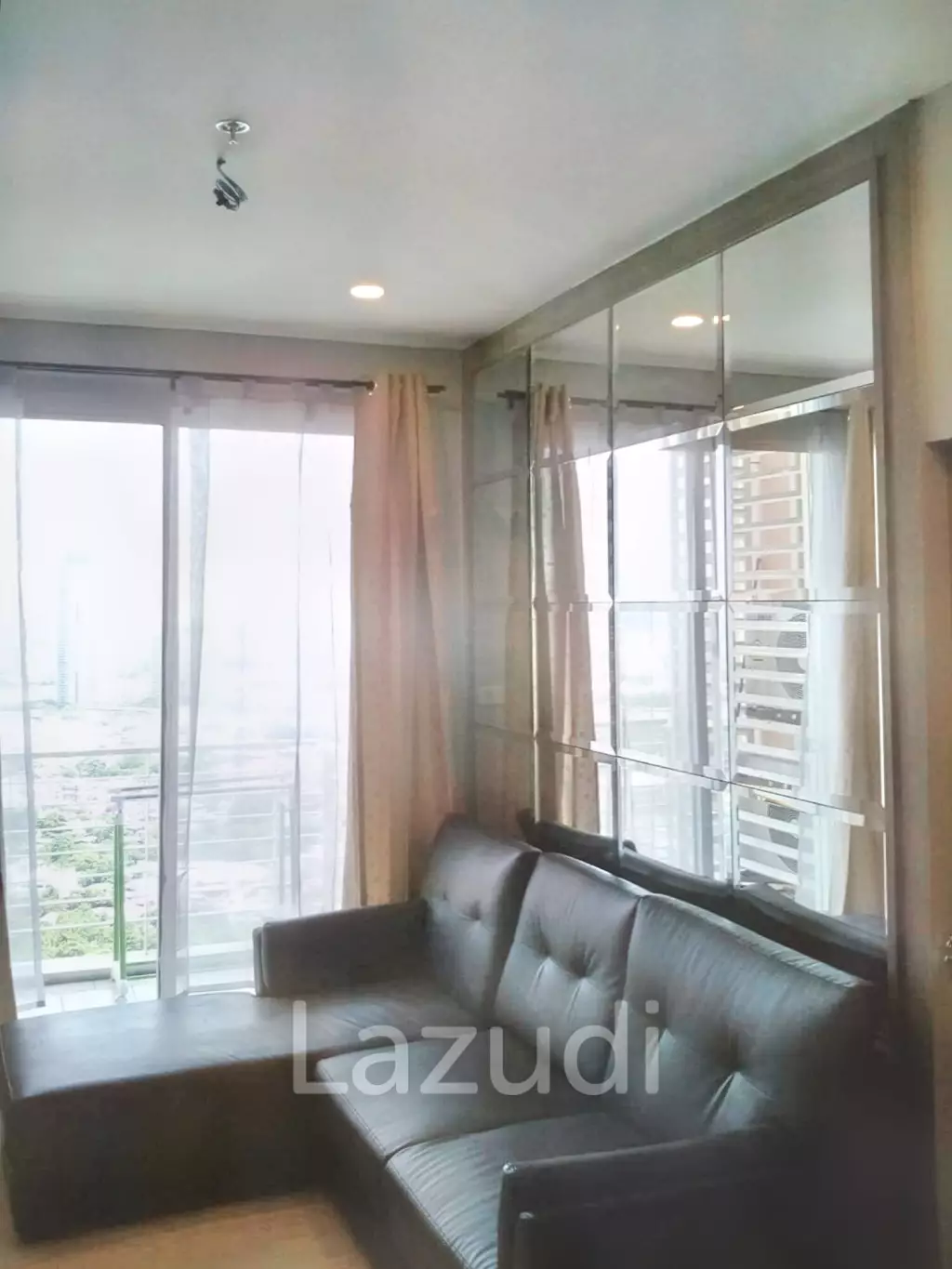 1 Bed 1 Bath 40 SQ.M at Villa Sathorn
