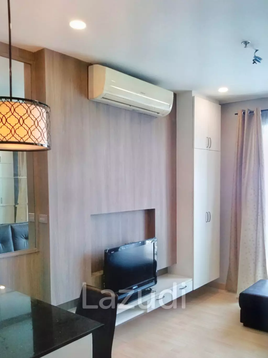 1 Bed 1 Bath 40 SQ.M at Villa Sathorn