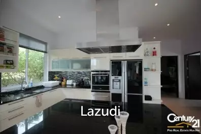 RED MOUNTAIN LUXURY : 4 Bed Luxury Pool Villa