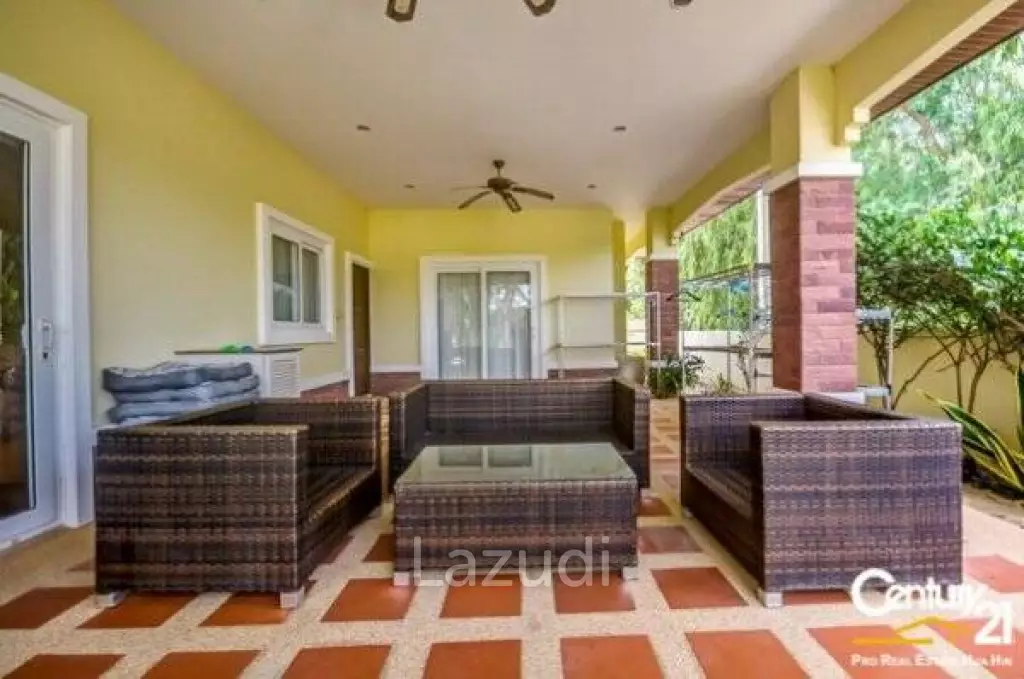 ORCHID PALM HOMES 2 : 3 Bed Pool Villa Near Town Centre