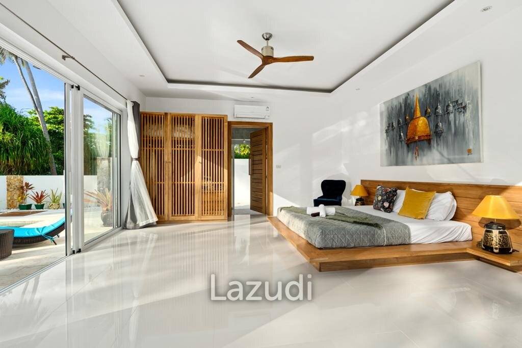 Sunset View Beachfront Villa in Lipa Noi