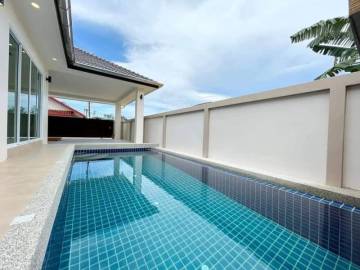 3 Bedrooms 3 Bathrooms 240 Sqm. Huai Yai Pool Villa.