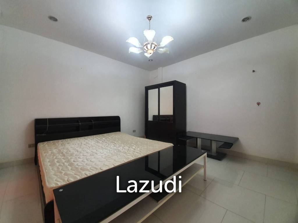 2 Bedrooms 2 Bathrooms 220 Sqm. Soi Siam Country.
