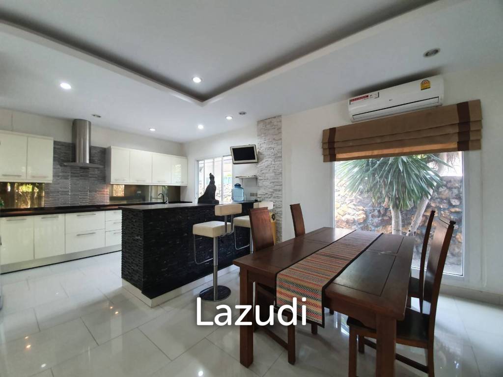 2 Bedrooms 2 Bathrooms 220 Sqm. Soi Siam Country.