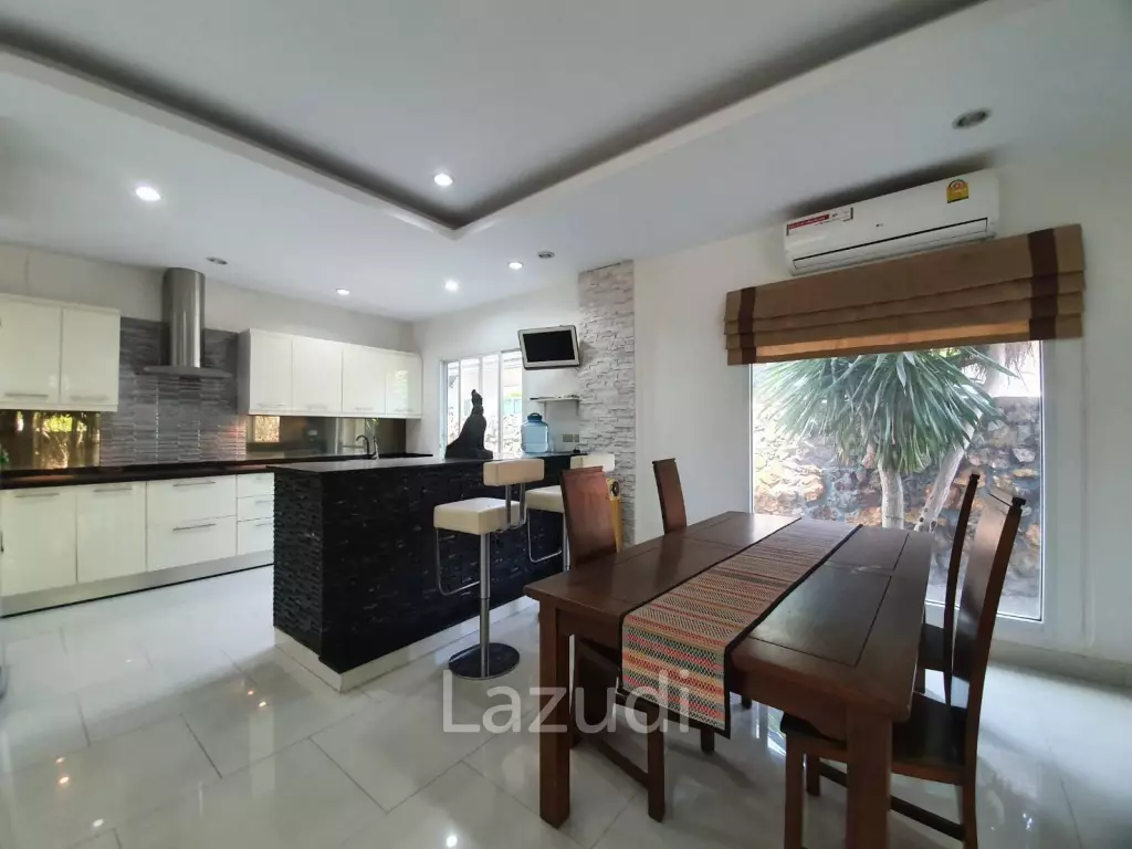 2 Bedrooms 2 Bathrooms 220 Sqm. Soi Siam Country.