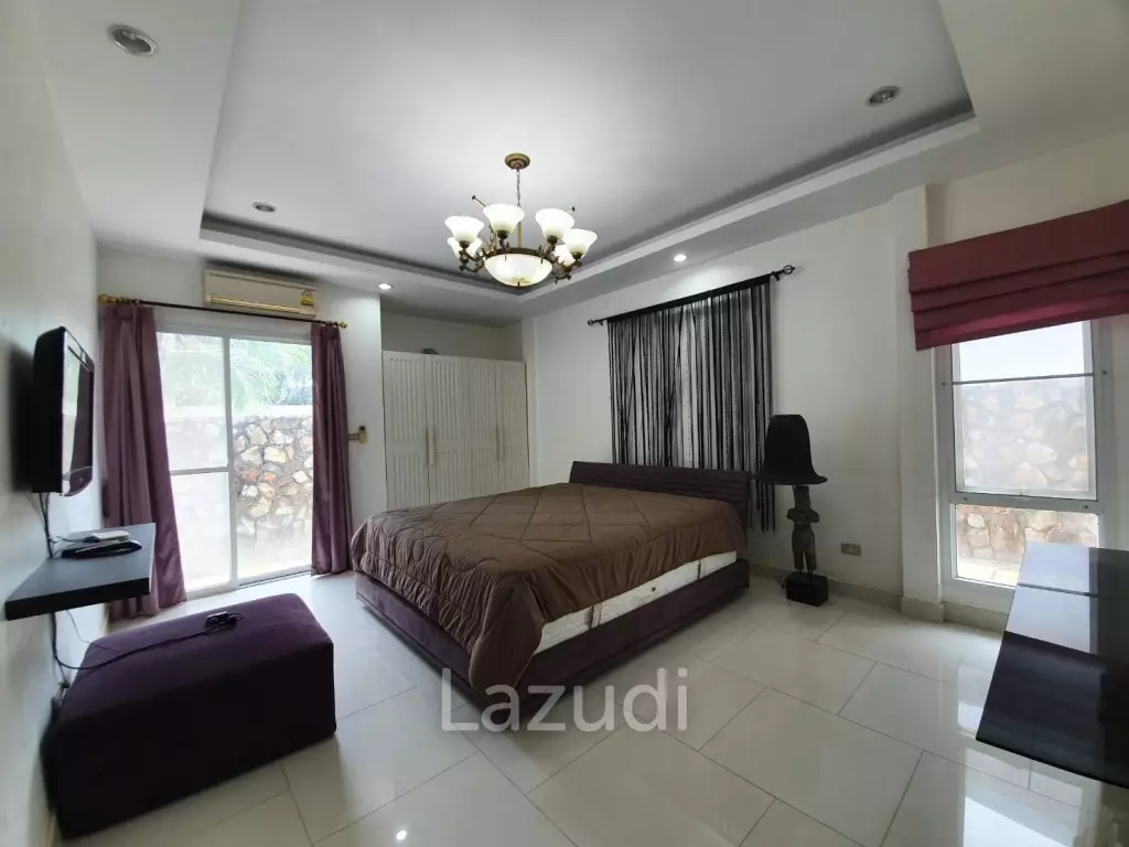 2 Bedrooms 2 Bathrooms 220 Sqm. Soi Siam Country.