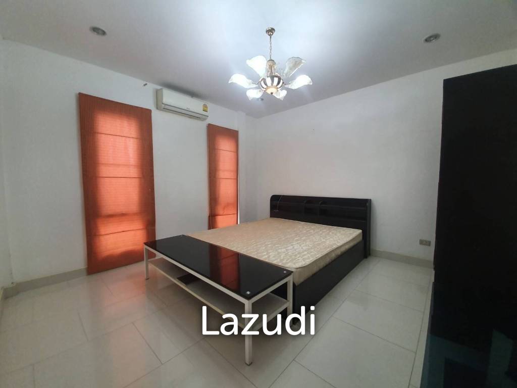 2 Bedrooms 2 Bathrooms 220 Sqm. Soi Siam Country.