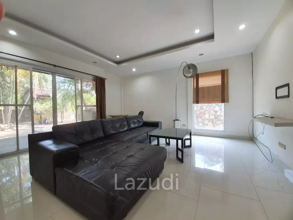 2 Bedrooms 2 Bathrooms 220 Sqm. Soi Siam Country.