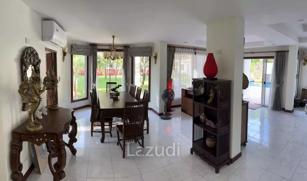 TROPICAL SEAVIEW PRANBURI  : 5 bed pool villa