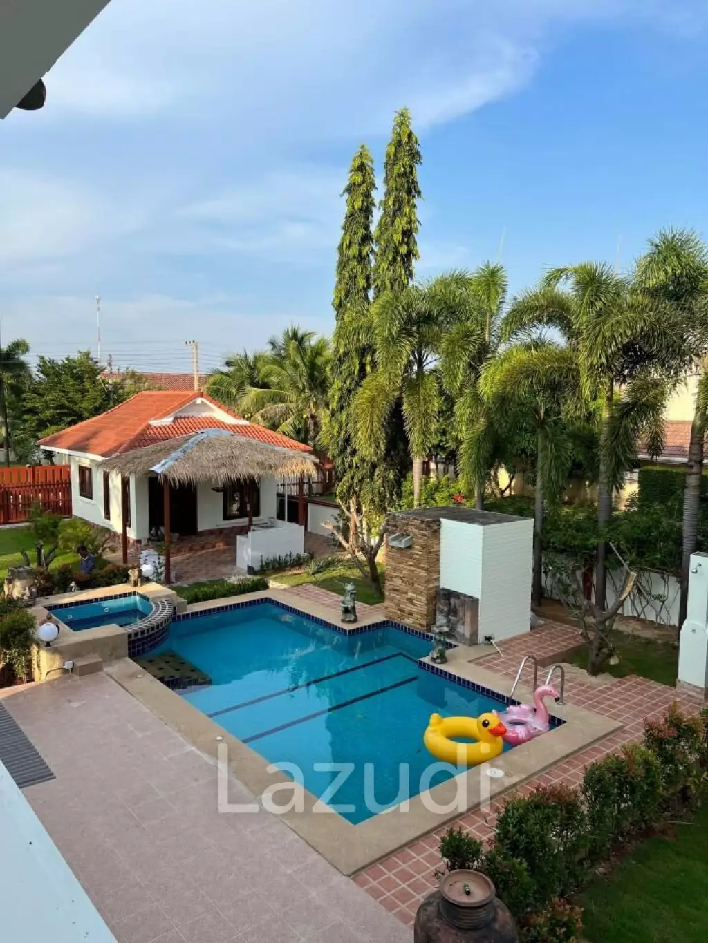 TROPICAL SEAVIEW PRANBURI  : 5 bed pool villa