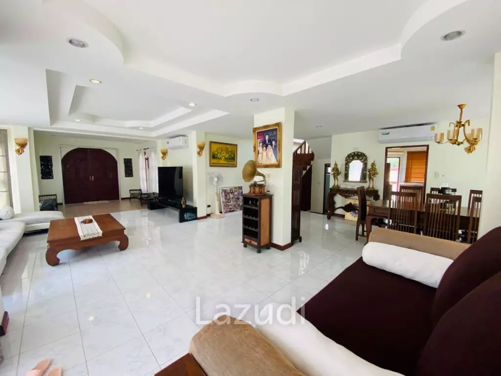 TROPICAL SEAVIEW PRANBURI  : 5 bed pool villa