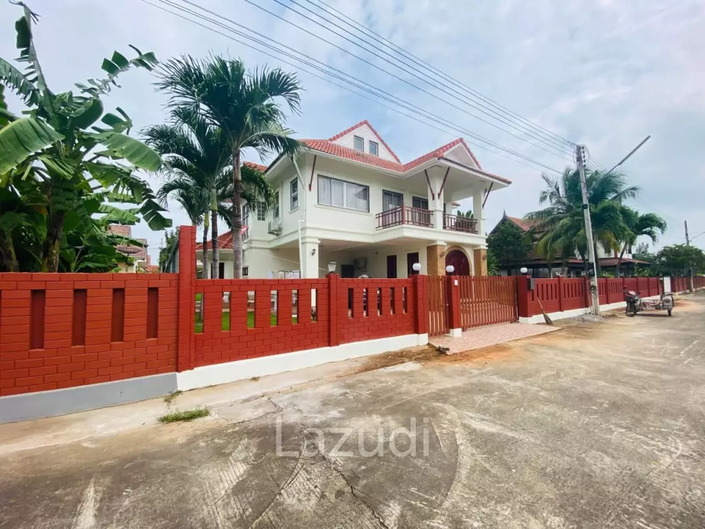TROPICAL SEAVIEW PRANBURI  : 5 bed pool villa