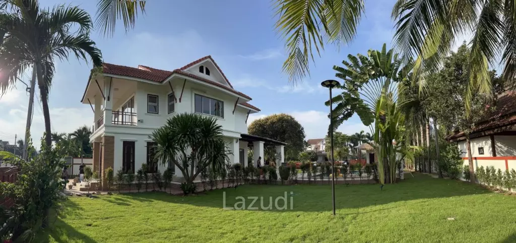 TROPICAL SEAVIEW PRANBURI  : 5 bed pool villa