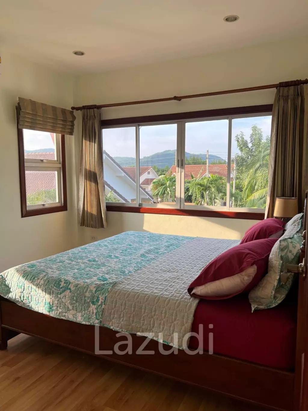 TROPICAL SEAVIEW PRANBURI  : 5 bed pool villa