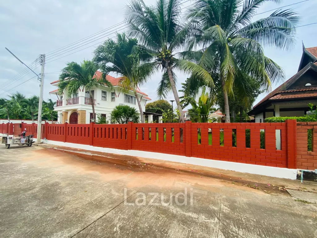 TROPICAL SEAVIEW PRANBURI  : 5 bed pool villa