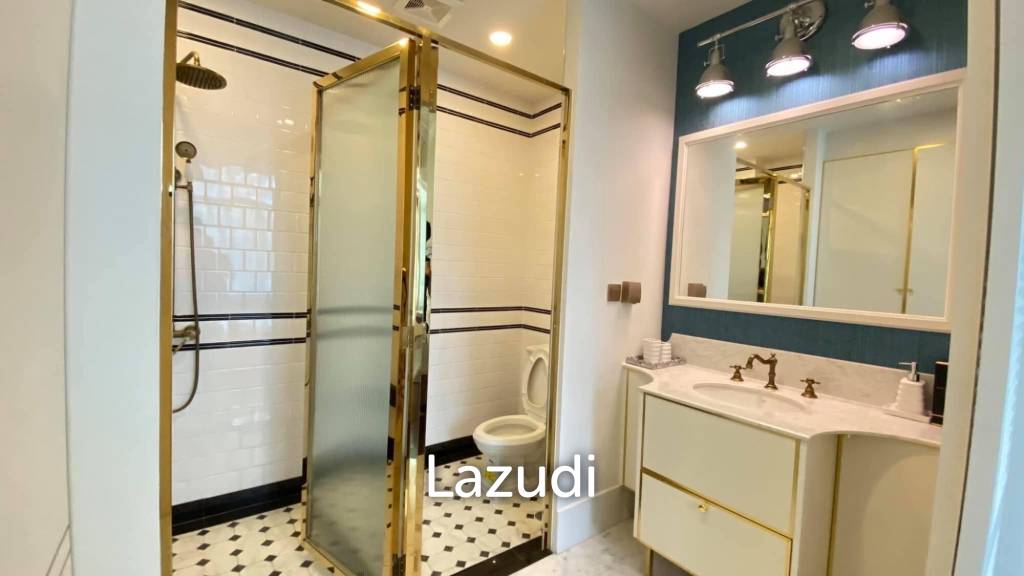 For Sale Grand Florida beach front condo