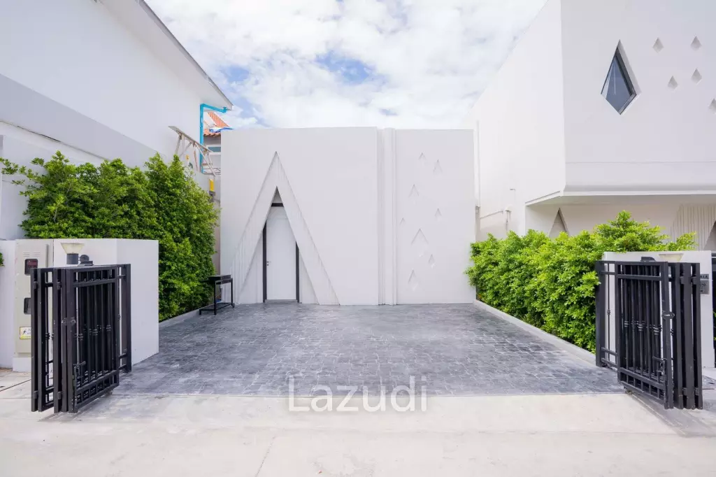 3 Bedrooms 3 Bathroom 220 Sqm. Inara Villa.