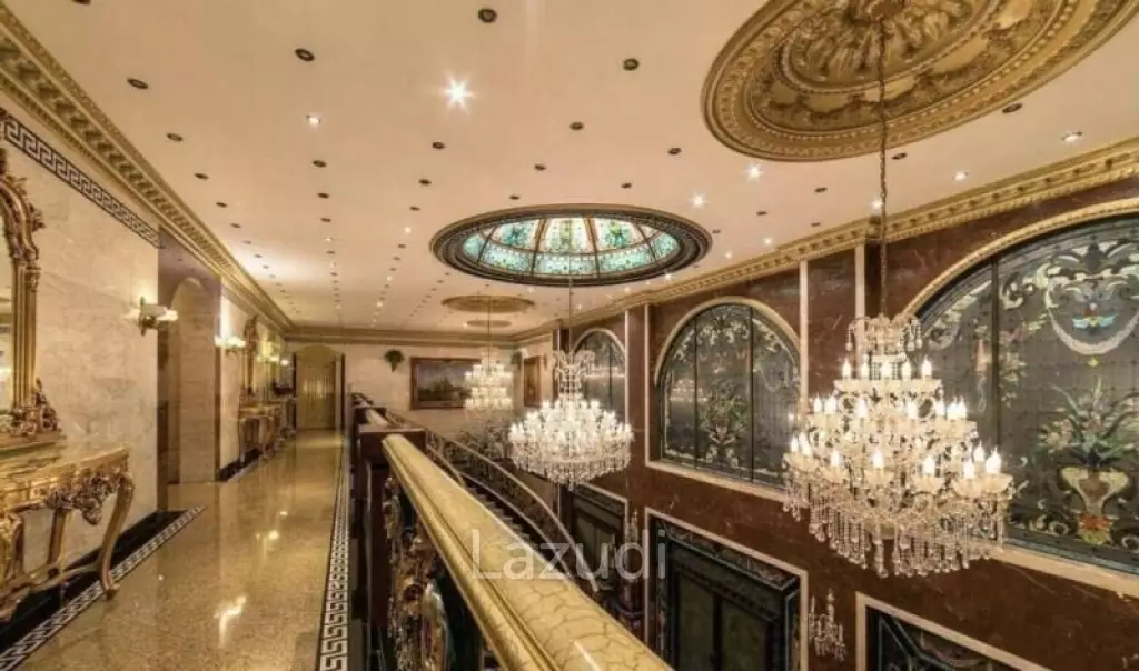 7 Bed 8 Bath 1,742 SQ.M House near Motor Way 7.