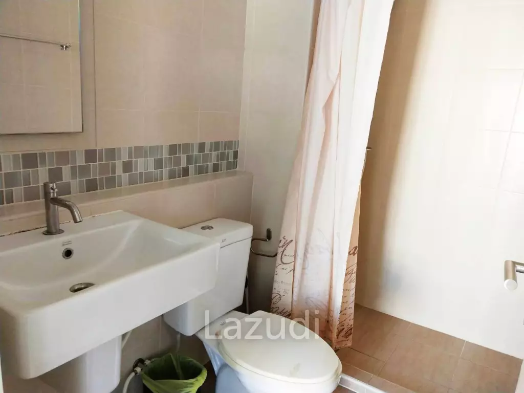 BAAN PEANG PLOEN : Studio room condo near the beach