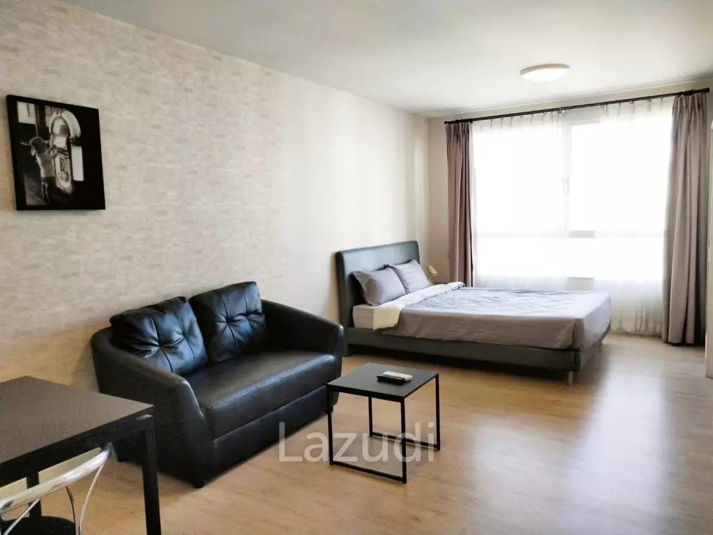BAAN PEANG PLOEN : Studio room condo near the beach