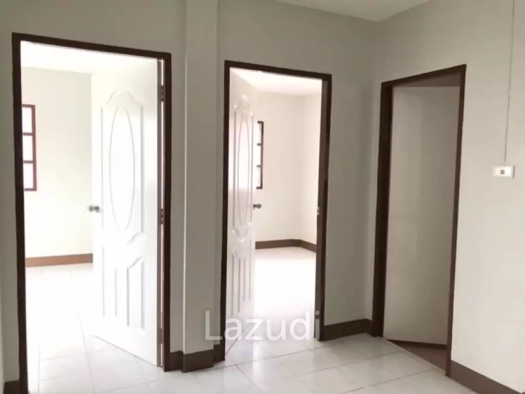 2 Bedrooms 3 Bathroom 180 Sqm. Noenplubwan.