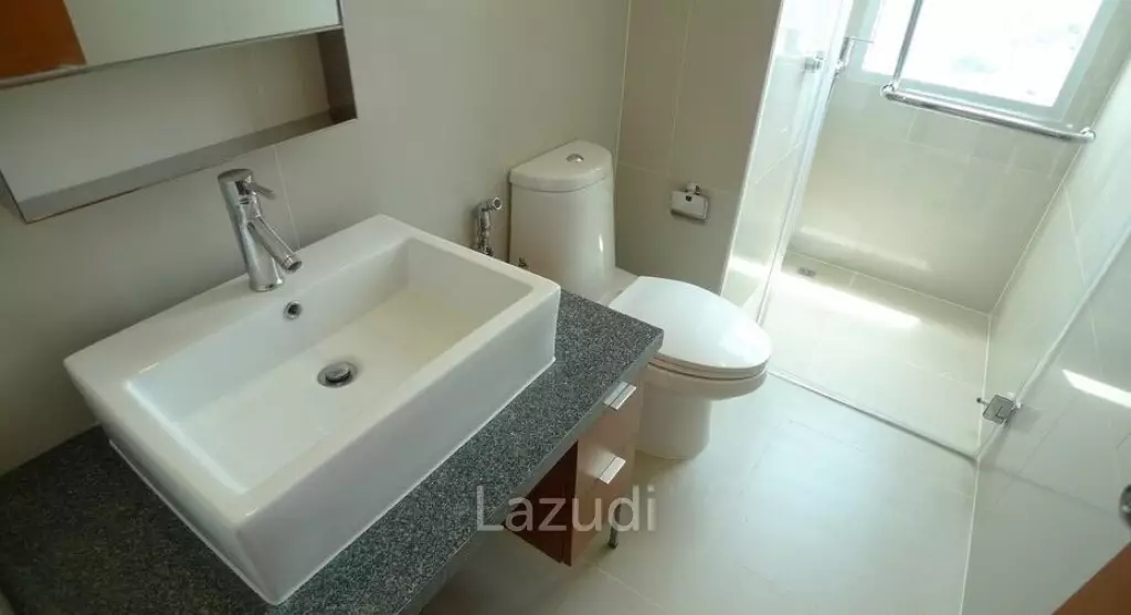 1 Bed 1 Bath 55 SQ.M at Villa Sathorn