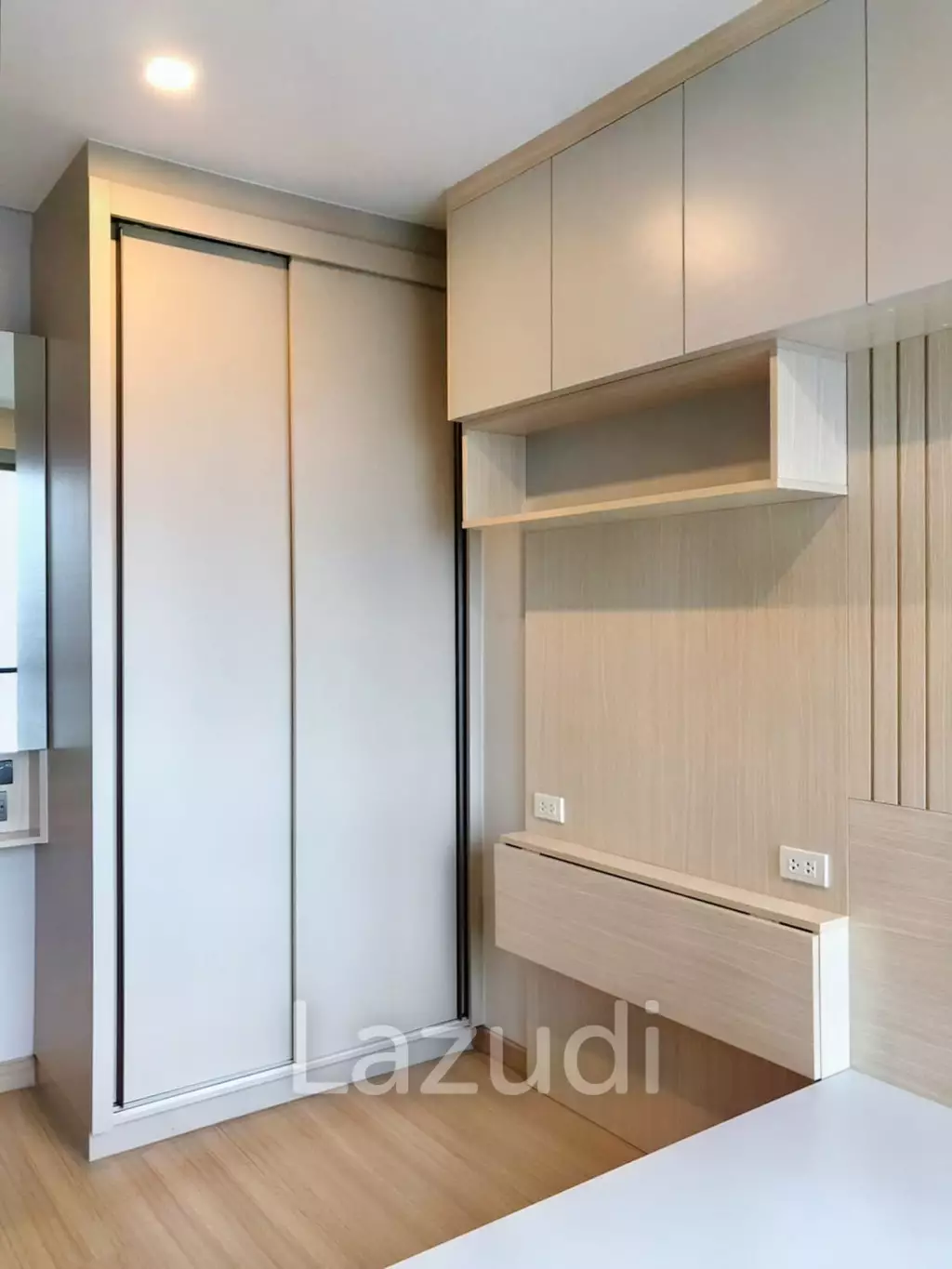 2 Bed 41 SQ.M Lumpini Suite Phetchaburi-Makkasan