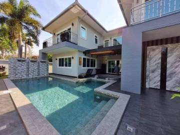 5 Bedrooms 5 Bathrooms 152 Sqm. Pool Villa Pattaya.