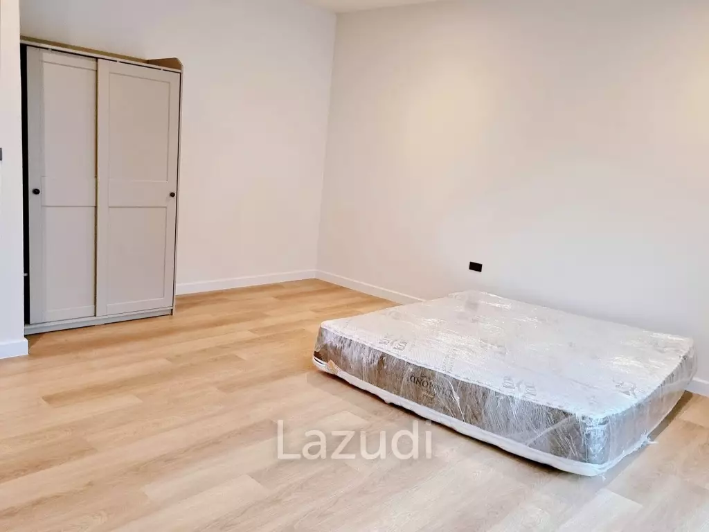 3 Bed 350 SQ.M House In Soi Pridi Banomyong 14