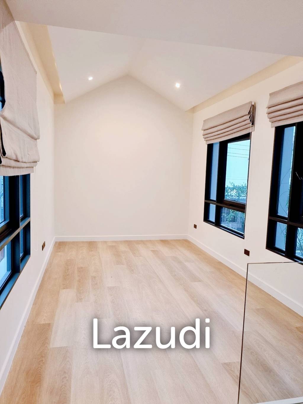 3 Bed 350 SQ.M House In Soi Pridi Banomyong 14