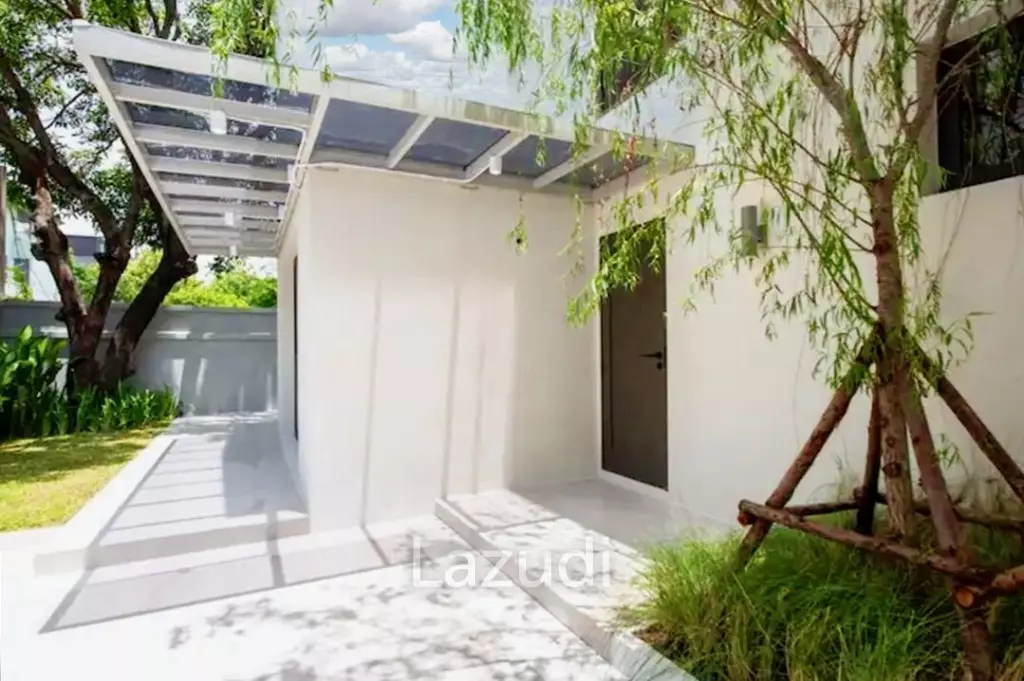 3 Bed 350 SQ.M House In Soi Pridi Banomyong 14